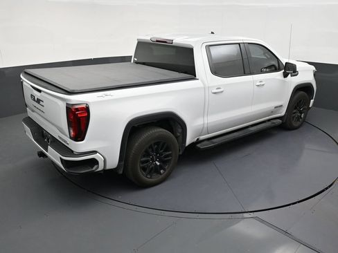 Used 2024 GMC Sierra 1500 Elevation w/ LPO, Elevation Black Package AWD/4WD image 16