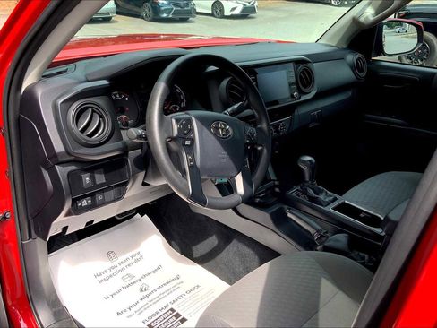 Certified 2020 Toyota Tacoma SR image 15