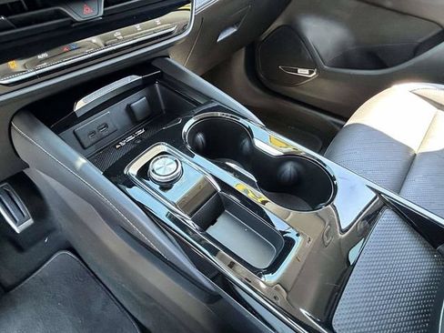 Used 2025 Buick Envision Sport Touring AWD/4WD image 16