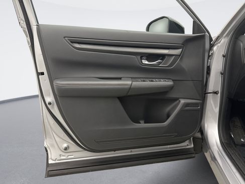 Used 2023 Honda CR-V Sport image 9