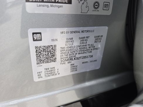New 2026 Chevrolet Traverse RS w/ LPO, Floor Liner Package FWD image 39