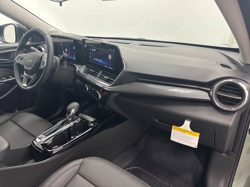 New 2026 Chevrolet Trax ACTIV w/ Driver Confidence Package image 28