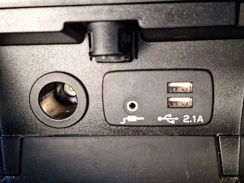 Used 2019 Subaru Outback 2.5i Premium image 19