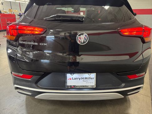 Used 2023 Buick Encore GX Select image 25