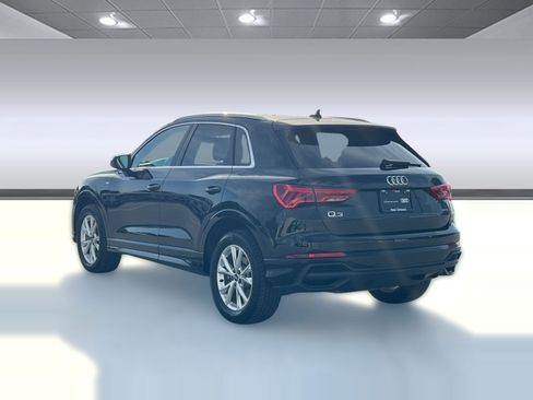 Certified 2023 Audi Q3 2.0T Premium Plus w/ Premium Plus Package image 3