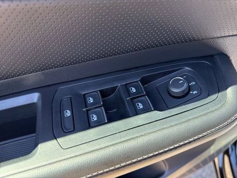 Used 2026 Volkswagen Atlas SE image 29