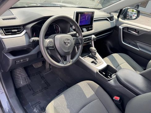 Used 2024 Toyota RAV4 XLE AWD/4WD image 13