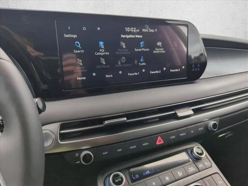 Used 2024 Hyundai Palisade Limited image 15