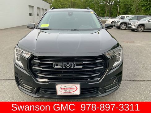 Certified 2023 GMC Terrain SLE w/ Driver Convenience Package AWD/4WD image 42