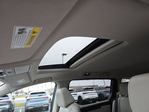 Used 2025 Honda Odyssey EX-L image 15