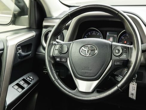 Used 2018 Toyota RAV4 XLE w/ All Weather Liner Package FWD image 30
