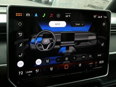 New 2025 Volkswagen ID. Buzz Pro S Plus image 40