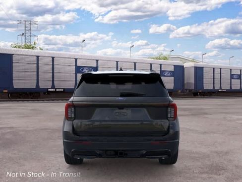 New 2026 Ford Explorer ST-Line w/ ST-Line Street Pack RWD image 5