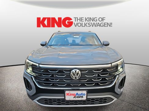 New 2026 Volkswagen Atlas Cross Sport SE image 9