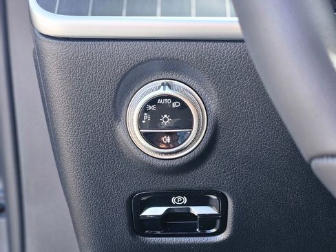 New 2026 Mercedes-Benz C 300 4MATIC Sedan image 28