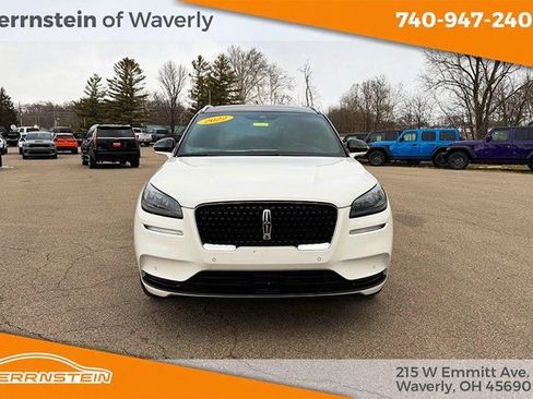 Used 2022 Lincoln Corsair Reserve w/ Equipment Group 201A image 2