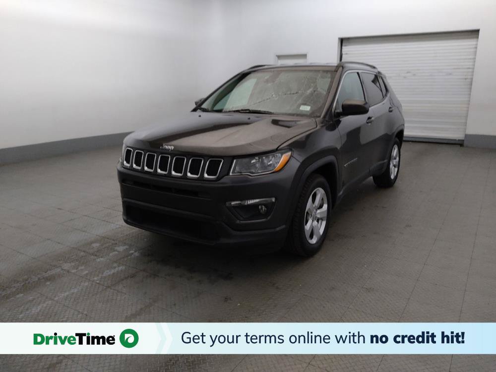 Used 2019 Jeep Compass Latitude w/ Popular Equipment Group FWD image 1