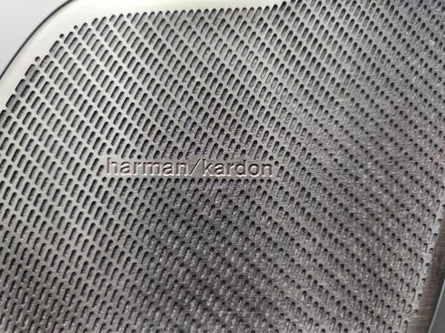 Used 2022 Volvo XC60 B5 Inscription w/ Climate Package image 10