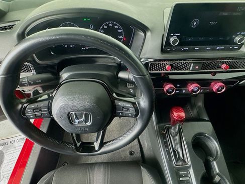 Used 2023 Honda Civic Sport image 11