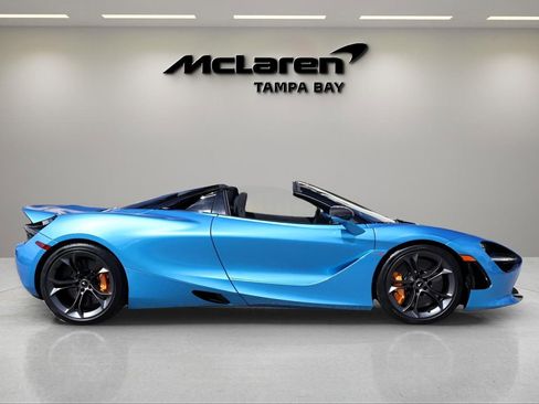 Used 2022 McLaren 720S Spider image 6