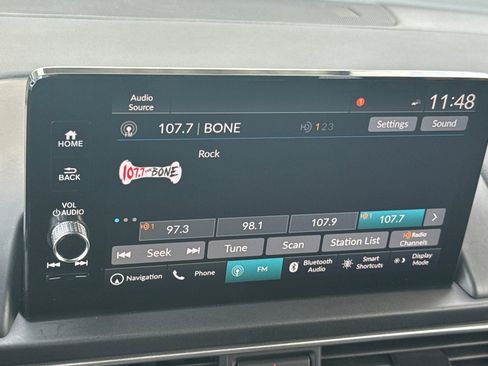 Used 2025 Honda Pilot Black Edition image 21