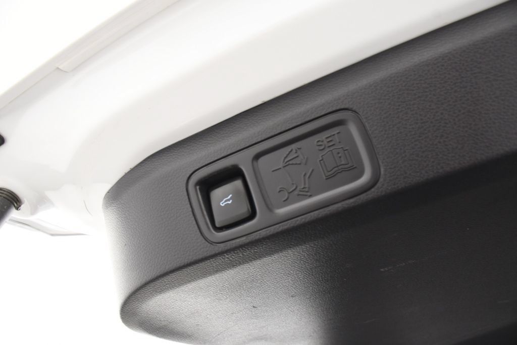 Used 2023 Ford Expedition Max Limited AWD/4WD image 25