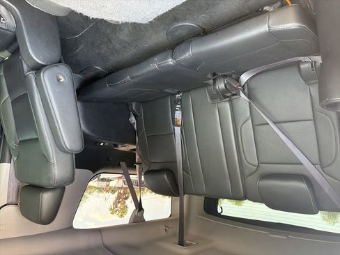 Used 2016 Chevrolet Suburban LTZ AWD/4WD image 20