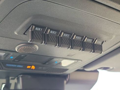 New 2025 Ford Bronco Raptor image 16