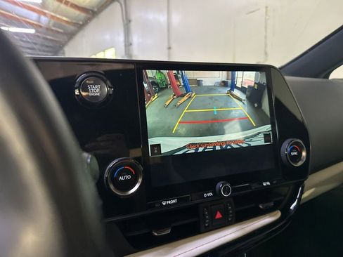Used 2024 Lexus NX 250 FWD image 10