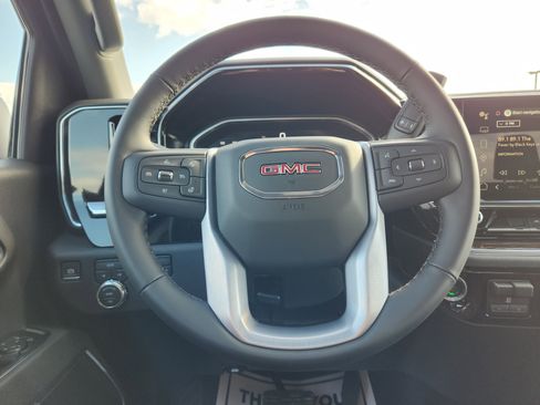 New 2026 GMC Sierra 1500 SLE image 15