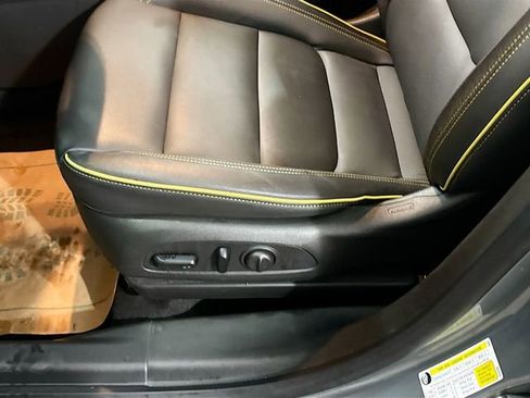 Used 2024 Chevrolet TrailBlazer ACTIV w/ Convenience Package image 18