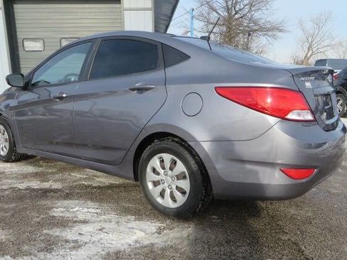 Used 2016 Hyundai Accent SE image 3