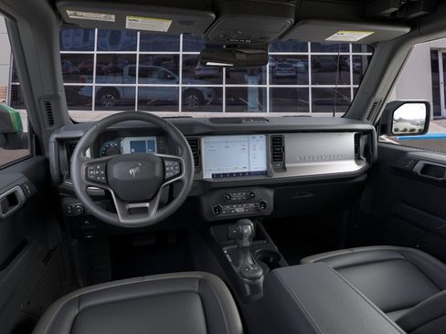 New 2025 Ford Bronco Outer Banks AWD/4WD image 9