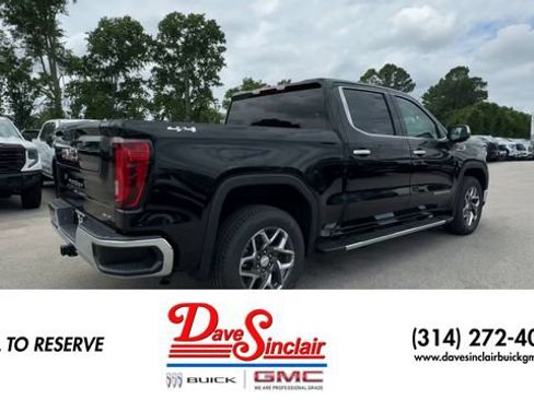 New 2026 GMC Sierra 1500 SLT w/ SLT Premium Package AWD/4WD image 8