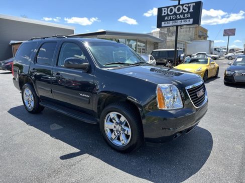 Used 2012 GMC Yukon SLT w/ SLT-2 Equipment Package AWD/4WD image 1