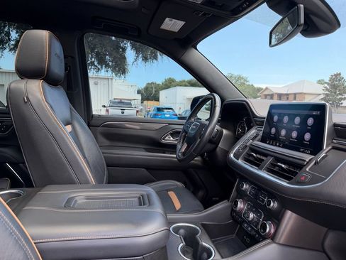 Used 2021 GMC Yukon AT4 w/ Technology Package AWD/4WD image 31