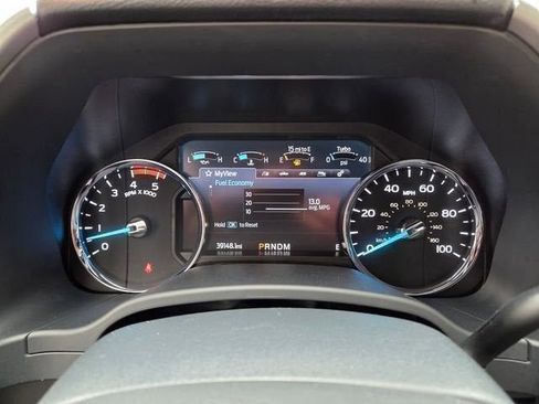 Used 2022 Ford F250 Lariat w/ Black Appearance Package AWD/4WD image 33