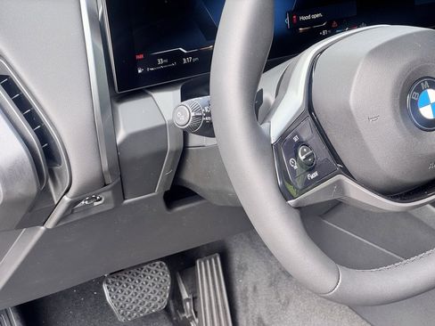 Used 2026 BMW X3 xDrive30 w/ Premium Package image 14