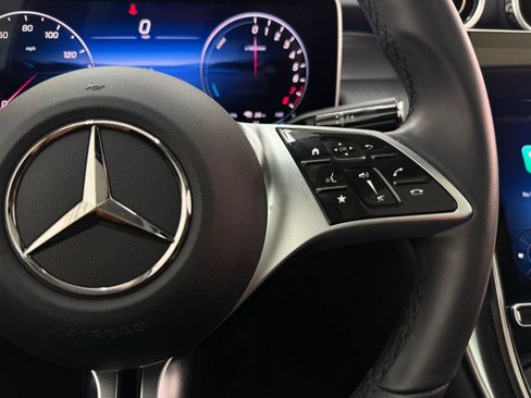 Used 2025 Mercedes-Benz GLC 350e 4MATIC image 14
