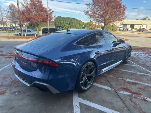 Used 2024 Audi RS 7 Performance w/ Executive Package image 4