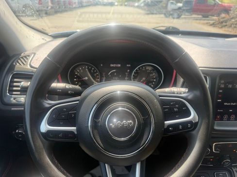 Used 2021 Jeep Compass Trailhawk AWD/4WD image 15