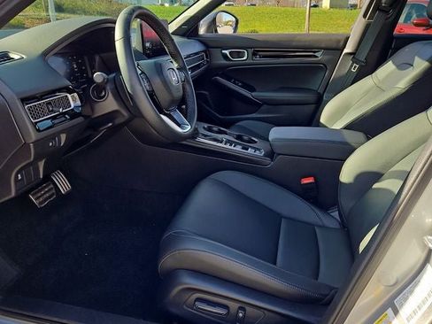 Used 2025 Honda Civic Sport Touring image 16