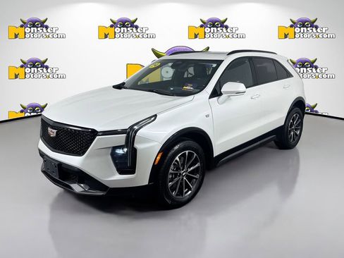 Used 2024 Cadillac XT4 Sport w/ Technology Package image 1
