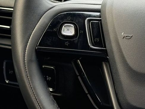 Used 2022 Lincoln Corsair FWD image 12