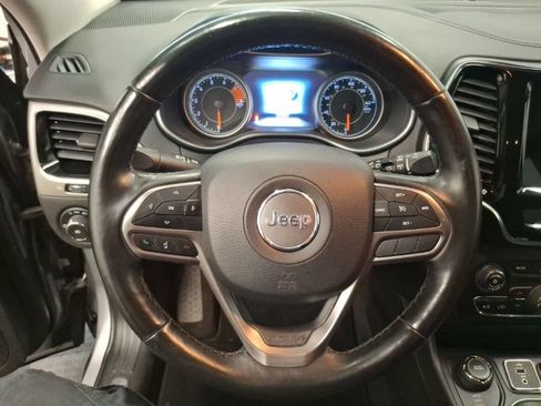 Used 2019 Jeep Cherokee Limited w/ Trailer Tow Group AWD/4WD image 20