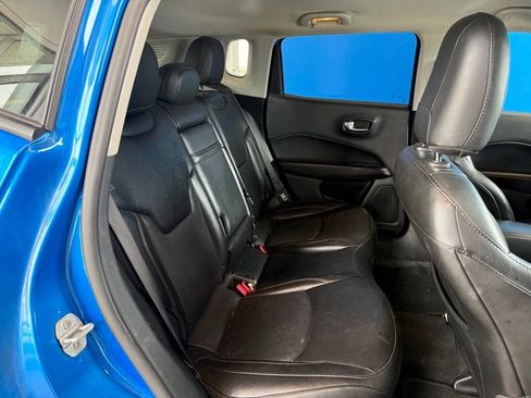 Used 2020 Jeep Compass Limited AWD/4WD image 10