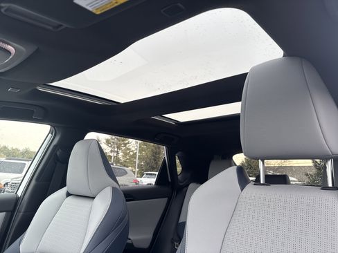 Used 2025 Subaru Solterra Touring image 18