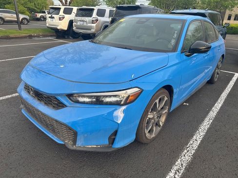 Used 2025 Honda Civic Sport Touring image 2