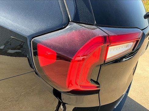 Used 2023 GMC Terrain SLT image 37