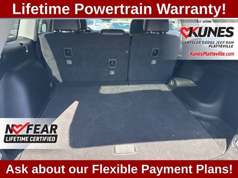 Used 2023 Jeep Grand Cherokee Limited image 24